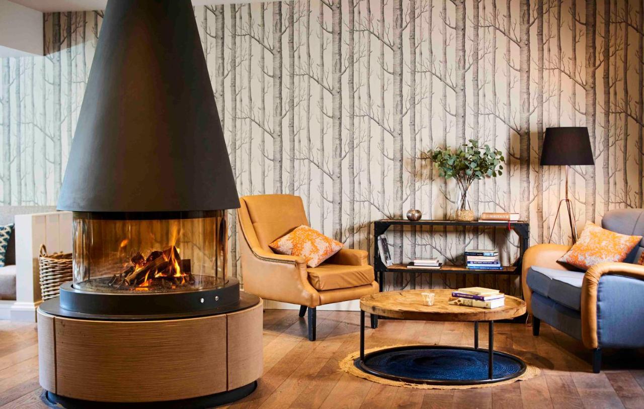 The Fish Hotel Бродуей Екстериор снимка