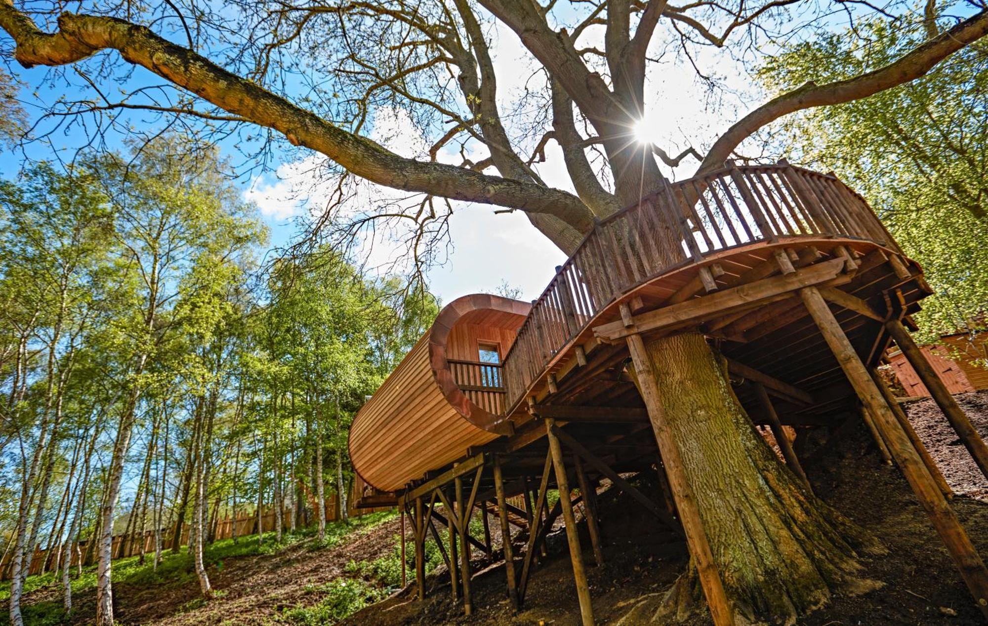 The Fish Hotel Бродуей Екстериор снимка